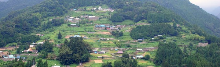 斜面に広がる天空の郷。徳島にある石垣の集落「祖谷・落合」 Ochiai vilage at Iya valley 斜面に広がる天空の郷。徳島にある石垣の集落「祖谷・落合」 Ochiai vilage at Iya valley