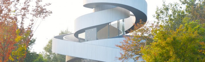 瀬戸内海を望む礼拝堂「リボンチャペル(Ribbon Chapel)」 瀬戸内海を望む礼拝堂「リボンチャペル(Ribbon Chapel)」