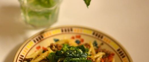 村で頂いた菜の花でパスタをつくる。 村で頂いた菜の花でパスタをつくる。