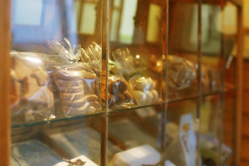 小豆島にある素敵なお菓子やさん「うみねこかしや」 – Umineko confectioner, Shodoshima island