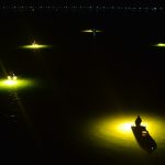 新月の吉野川。幻想的なシラスウナギ漁、煌々と – Lights of glass eel fishing at Yoshino river