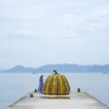 直島の黄色いカボチャ - Yellow pumpkin at Naoshima island